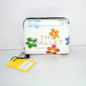 Marc Jacobs The Wild Daisy MINI Compact Wallet #2P5SMP011S02-101 NWT